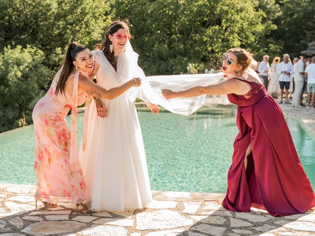 Le mariage de Jérremy et Honorine à Saint-Laurent-du-Pape, Ardèche 33
