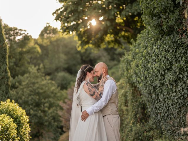 Le mariage de Jérremy et Honorine à Saint-Laurent-du-Pape, Ardèche 102