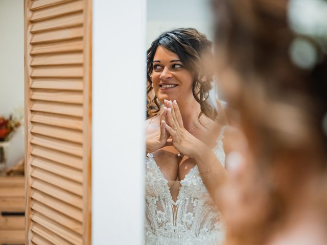Le mariage de Romain et Tiphaine à Izon, Gironde 18