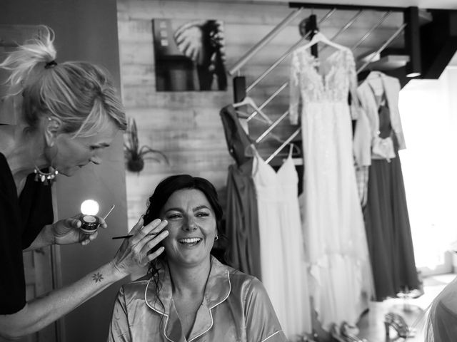 Le mariage de Laurenna et Freddy à Bazouges-la-Pérouse, Ille et Vilaine 1
