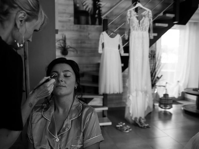 Le mariage de Laurenna et Freddy à Bazouges-la-Pérouse, Ille et Vilaine 2