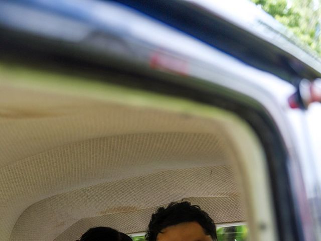 Le mariage de Laurenna et Freddy à Bazouges-la-Pérouse, Ille et Vilaine 47