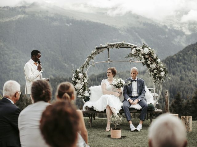 Le mariage de Alex et Claire à Le Reposoir, Haute-Savoie 20