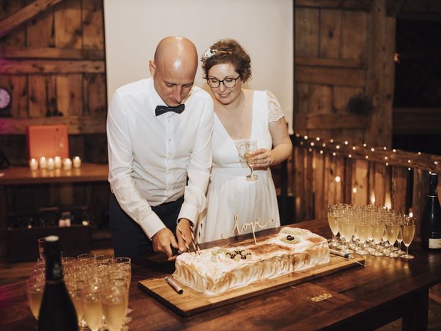 Le mariage de Alex et Claire à Le Reposoir, Haute-Savoie 40