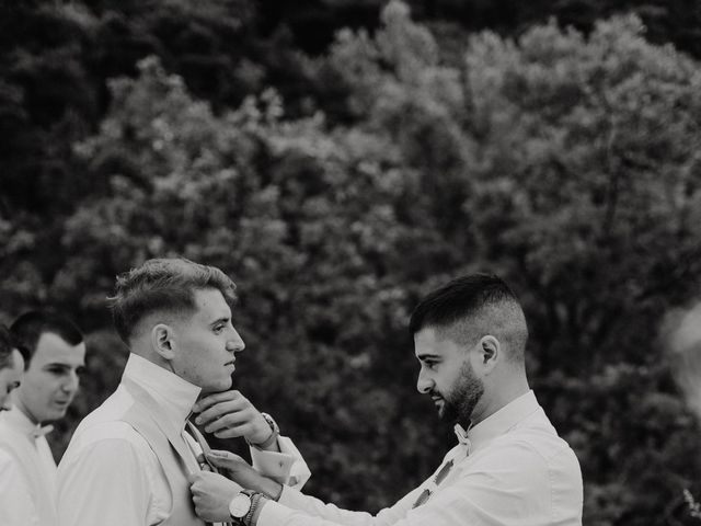 Le mariage de Loic et Marina à Puyméras, Vaucluse 4