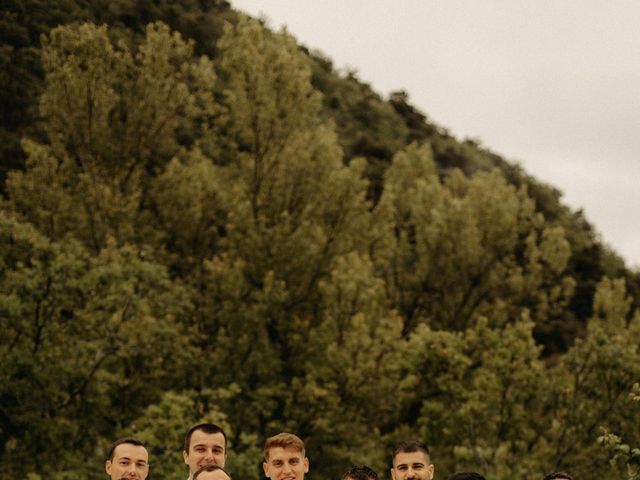 Le mariage de Loic et Marina à Puyméras, Vaucluse 5