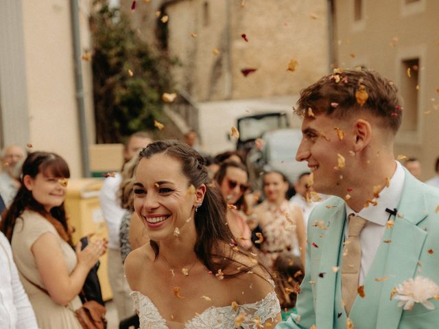 Le mariage de Loic et Marina à Puyméras, Vaucluse 6