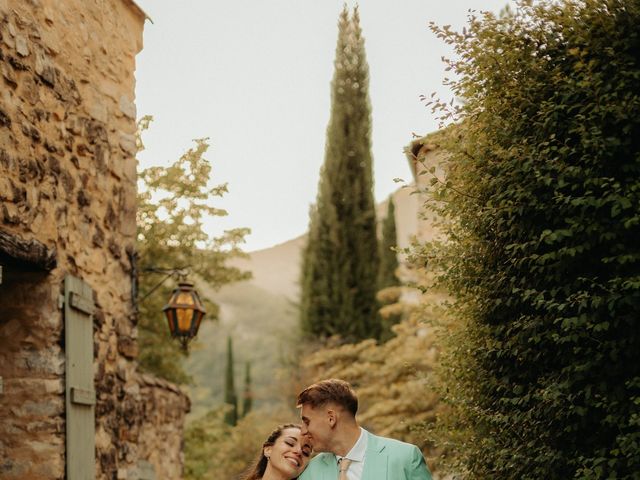 Le mariage de Loic et Marina à Puyméras, Vaucluse 11