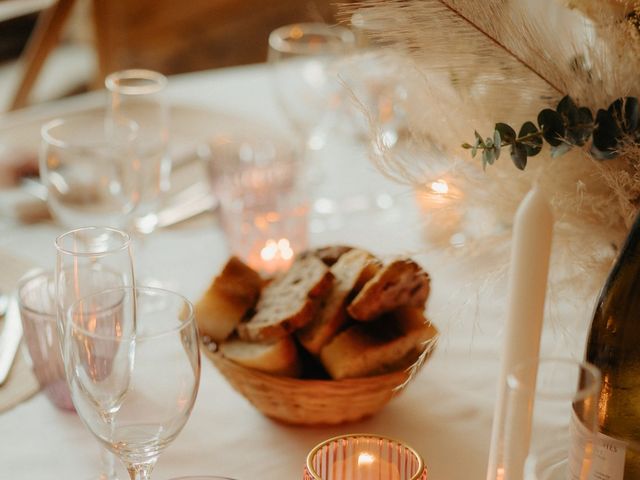 Le mariage de Loic et Marina à Puyméras, Vaucluse 12