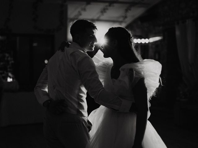 Le mariage de Loic et Marina à Puyméras, Vaucluse 17