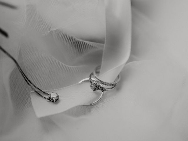 Le mariage de Loic et Marina à Puyméras, Vaucluse 20