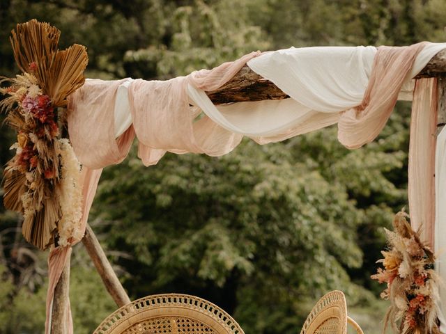 Le mariage de Loic et Marina à Puyméras, Vaucluse 29