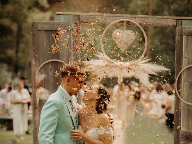 Le mariage de Loic et Marina à Puyméras, Vaucluse 31