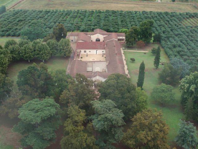 Le mariage de Alexandre et Camille à Miradoux, Gers 12