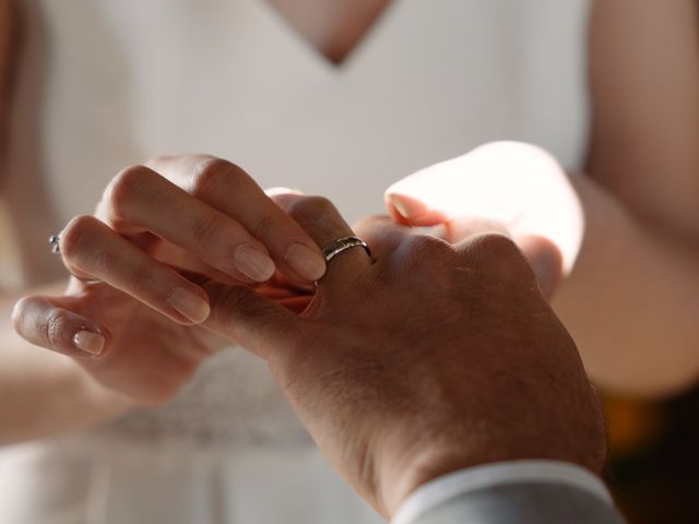 Le mariage de Alexandre et Camille à Miradoux, Gers 34