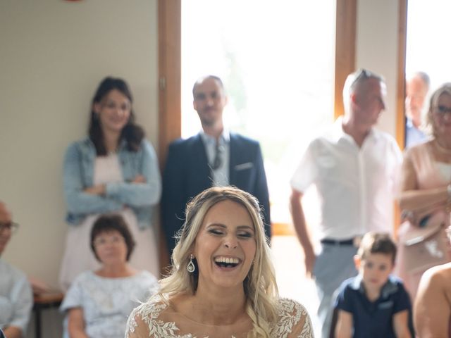 Le mariage de Jorick et Fanny à Montferrat, Isère 24