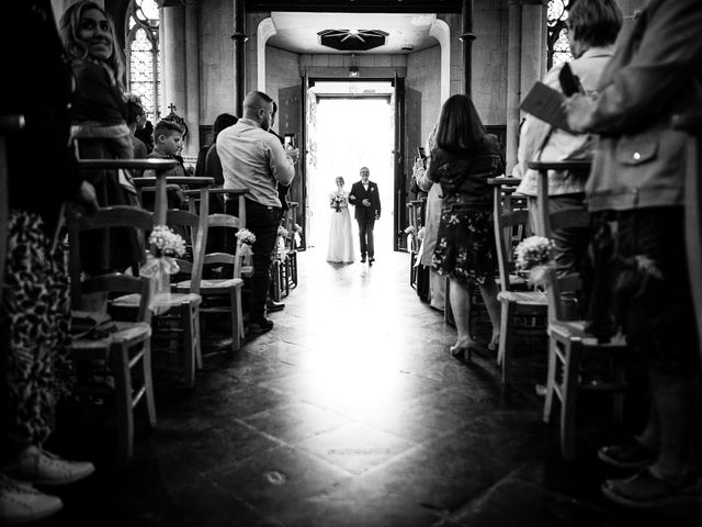 Le mariage de Thibaud et Marie à Artres, Nord 23