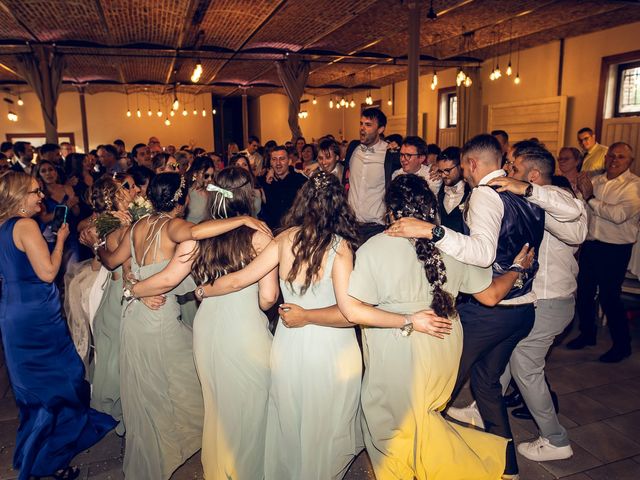 Le mariage de Thibaud et Marie à Artres, Nord 63