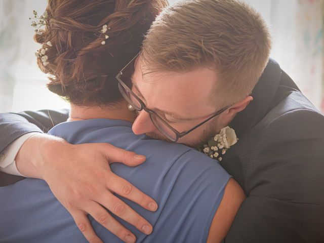 Le mariage de Livio et Aurélie à Remaucourt, Aisne 23