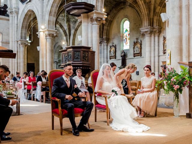 Le mariage de Julien et Laura à Bordeaux, Gironde 64