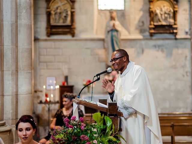 Le mariage de Julien et Laura à Bordeaux, Gironde 71