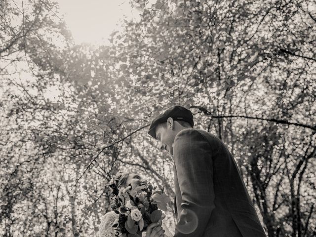 Le mariage de Camille et Leslie à Saint-Benoît, Vienne 9