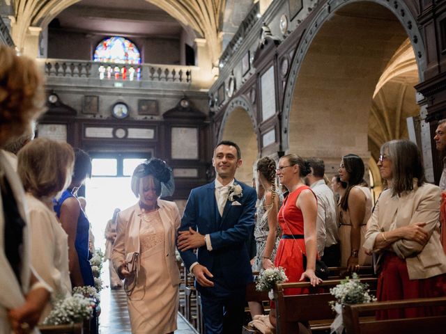 Le mariage de Jean-Nicolas et Virginie à Verdelais, Gironde 35