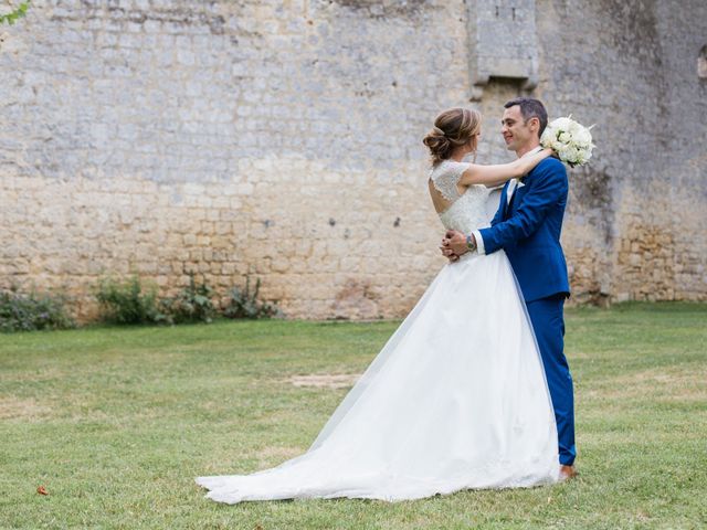 Le mariage de Jean-Nicolas et Virginie à Verdelais, Gironde 52