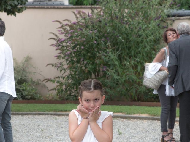 Le mariage de Sébastien et Julie à Saint-Pantaléon-de-Larche, Corrèze 20