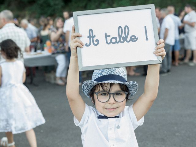 Le mariage de Guillaume et Lauriane à Vanosc, Ardèche 44