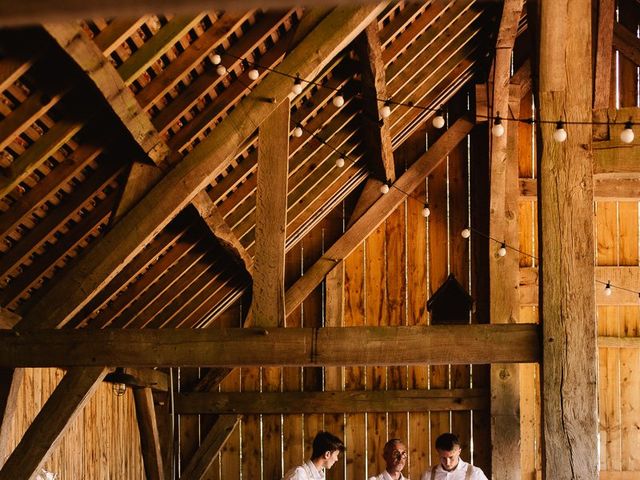 Le mariage de Sebastien et Alizée à La Croix-du-Perche, Eure-et-Loir 56
