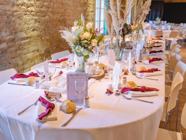 Le mariage de Lucie et Eïleen à Beaujeu, Rhône 12