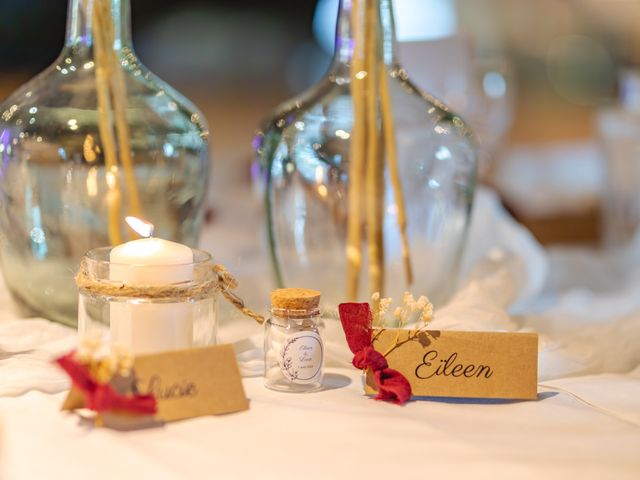 Le mariage de Lucie et Eïleen à Beaujeu, Rhône 14