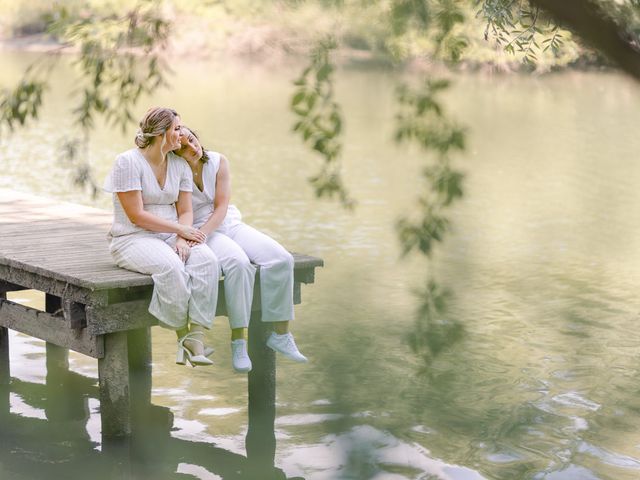 Le mariage de Lucie et Eïleen à Beaujeu, Rhône 47