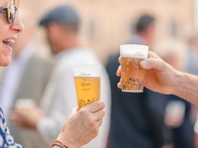 Le mariage de Lucie et Eïleen à Beaujeu, Rhône 55