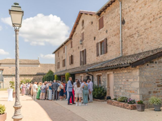 Le mariage de Lucie et Eïleen à Beaujeu, Rhône 57