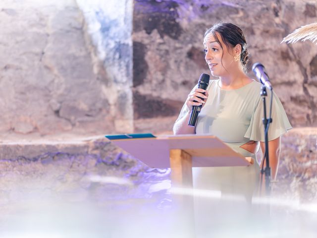 Le mariage de Lucie et Eïleen à Beaujeu, Rhône 60