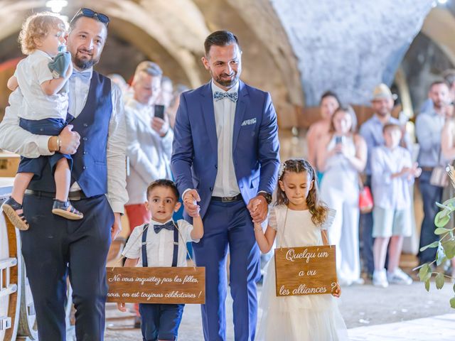 Le mariage de Lucie et Eïleen à Beaujeu, Rhône 64