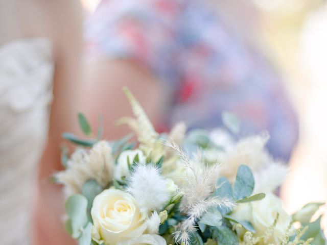 Le mariage de Lucie et Eïleen à Beaujeu, Rhône 85