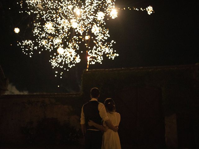 Le mariage de Marie et Julien  à Vallon-en-Sully, Allier 9