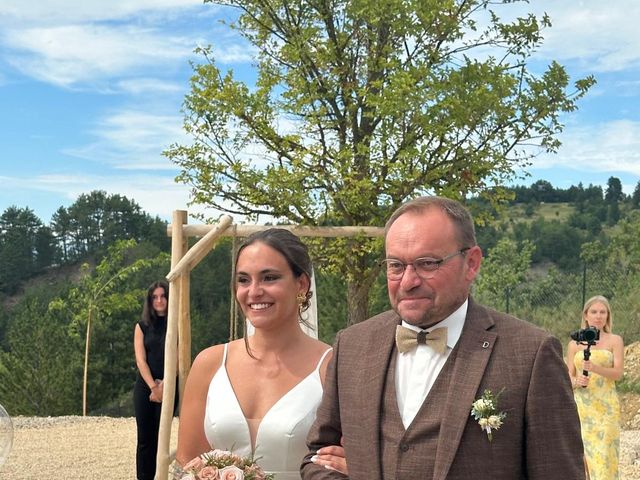 Le mariage de Robin et Laëtitia  à Peyruis, Alpes-de-Haute-Provence 5