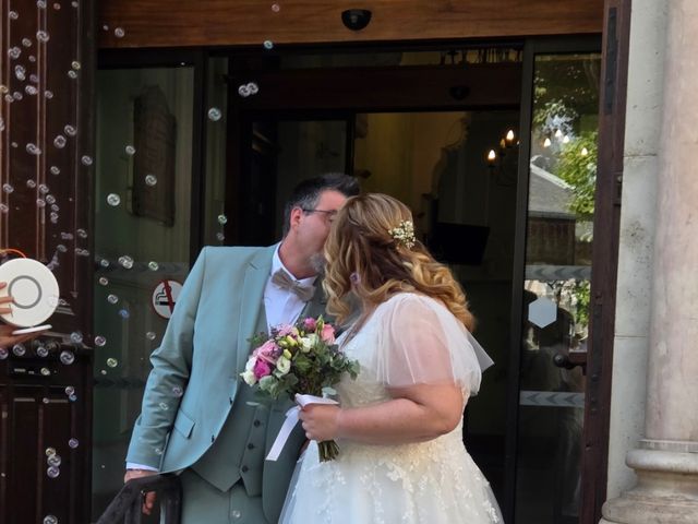 Le mariage de Greg et Julie  à Chevrières, Isère 4