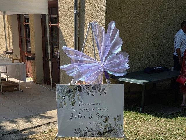 Le mariage de Greg et Julie  à Chevrières, Isère 6