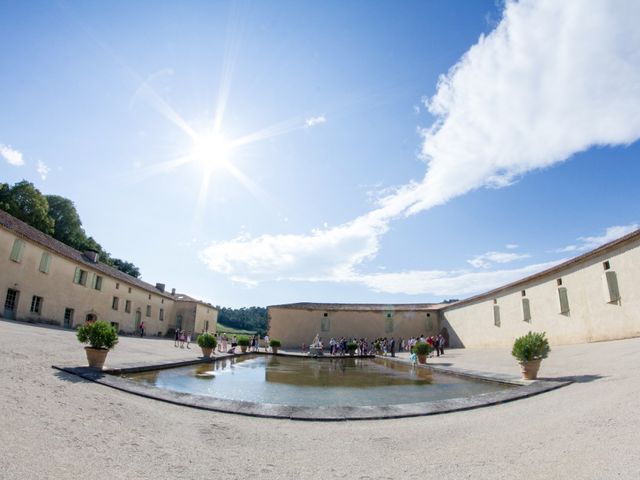 Le mariage de Jean Michel et Clara à Pertuis, Vaucluse 12