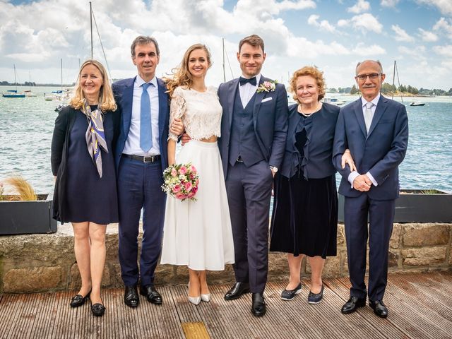 Le mariage de Marco et Frédérique à Saint-Nolff, Morbihan 24