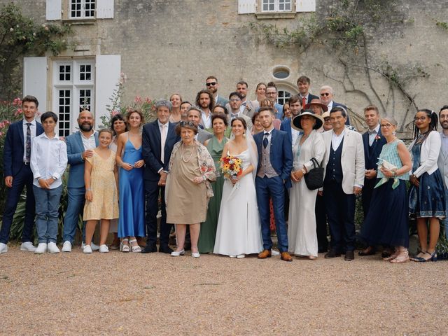 Le mariage de Léo et Ninon à L&apos;Orbrie, Vendée 8