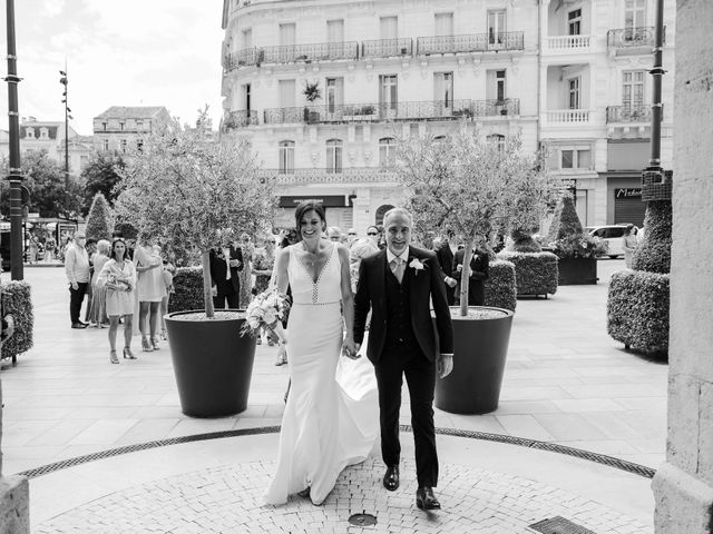 Le mariage de Jean-Cristophe et Virginie à Béziers, Hérault 35