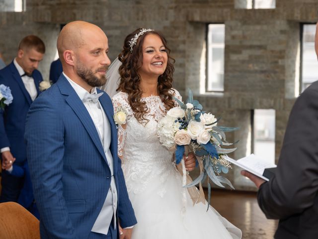 Le mariage de Alex et Melo à Mouscron, Hainaut 4