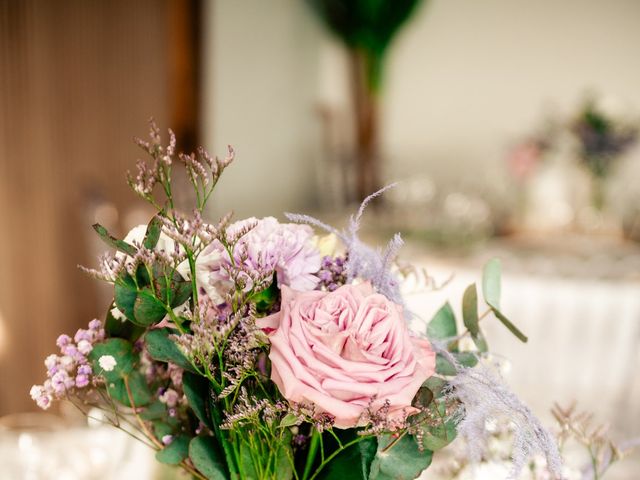 Le mariage de  Théo  et Julie  à Saint-Genix-sur-Guiers, Savoie 12