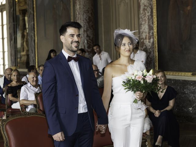 Le mariage de Olivier et Caroline à Puycelci, Tarn 7